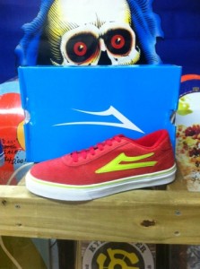 Lakai Manchester in red/ lime