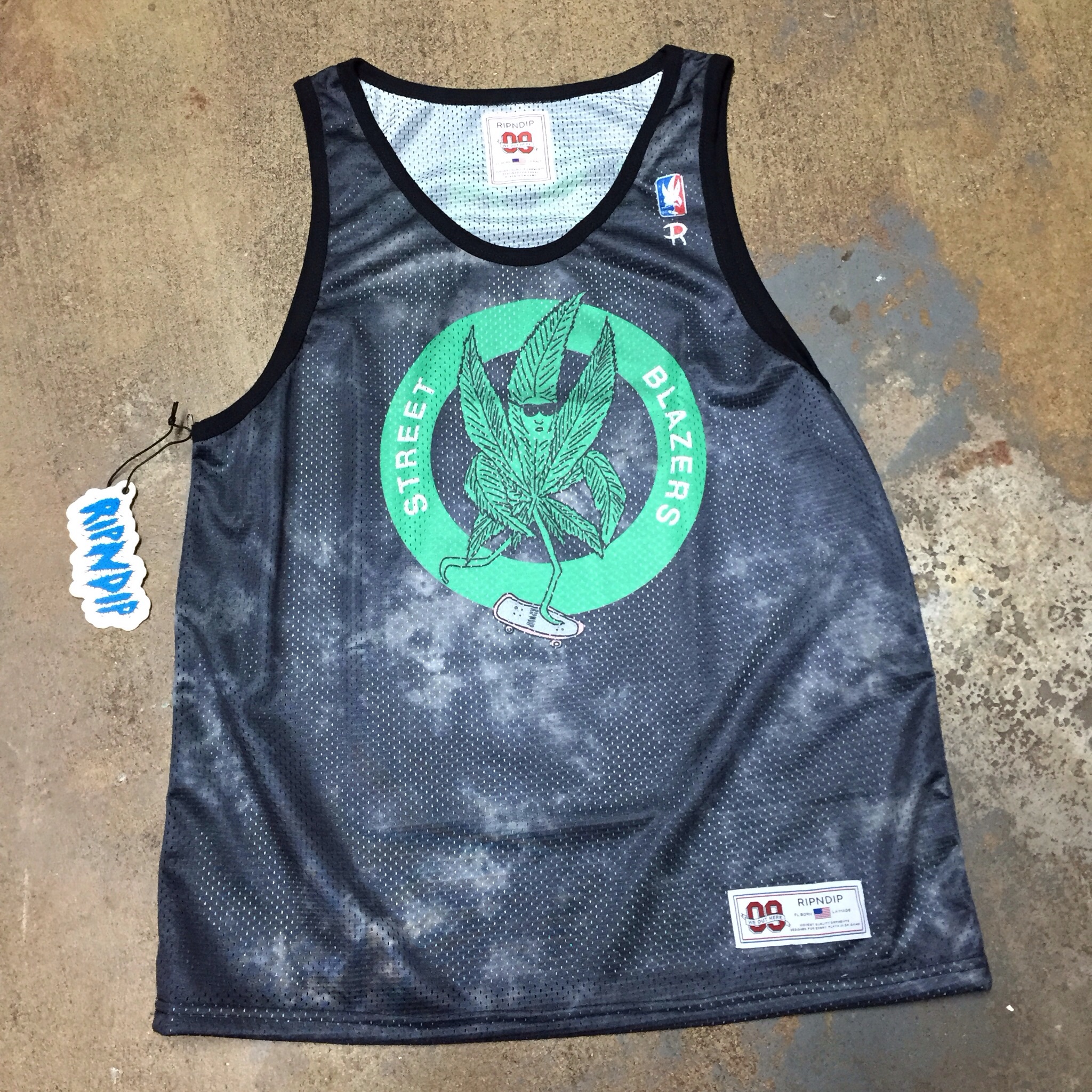 Rip n Dip street Blazers jersey! 