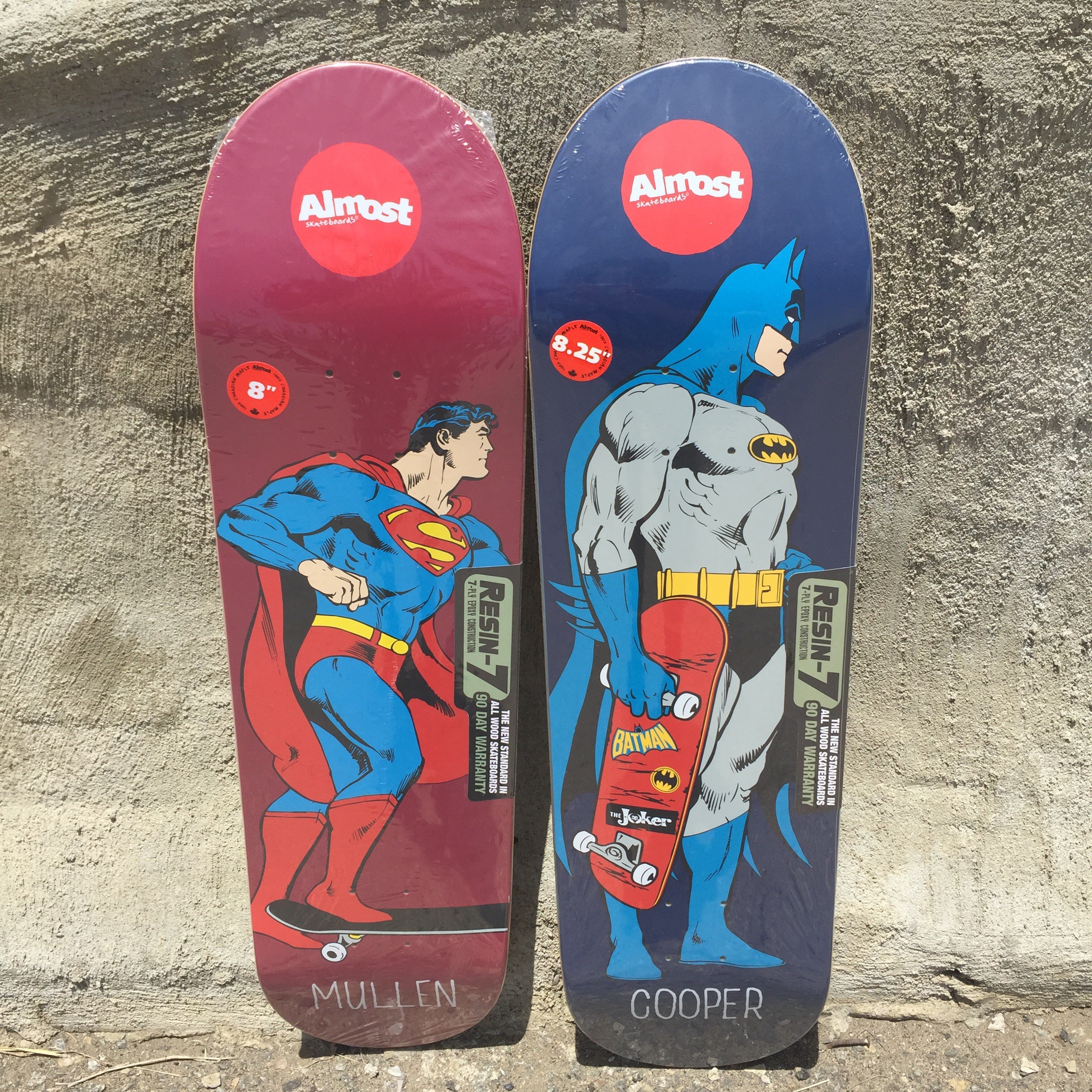 Almost Superman Mongo and Batman Mall grab (8.0 x 31.7, 14.25 wb; 8.25 x 31.7, 14.25 wb) 