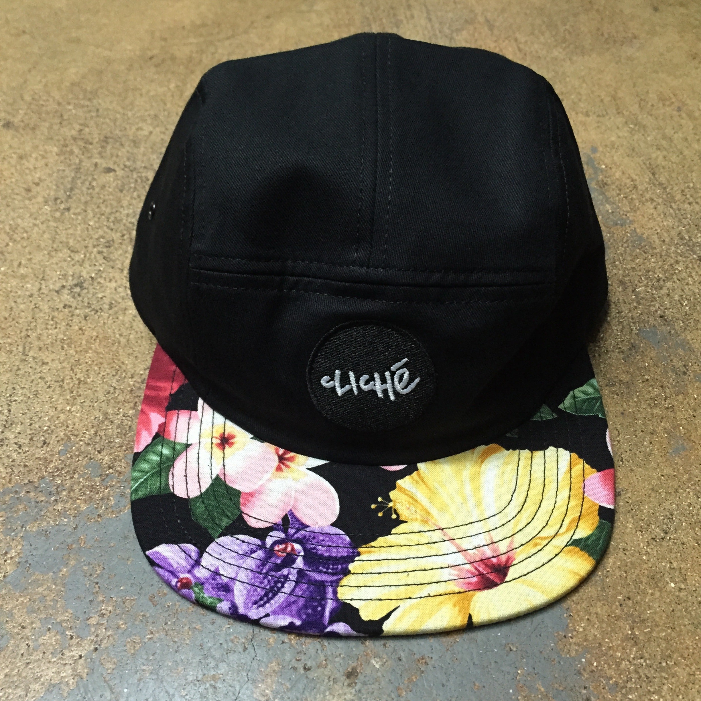 Cliche' Wallace 5 Panel